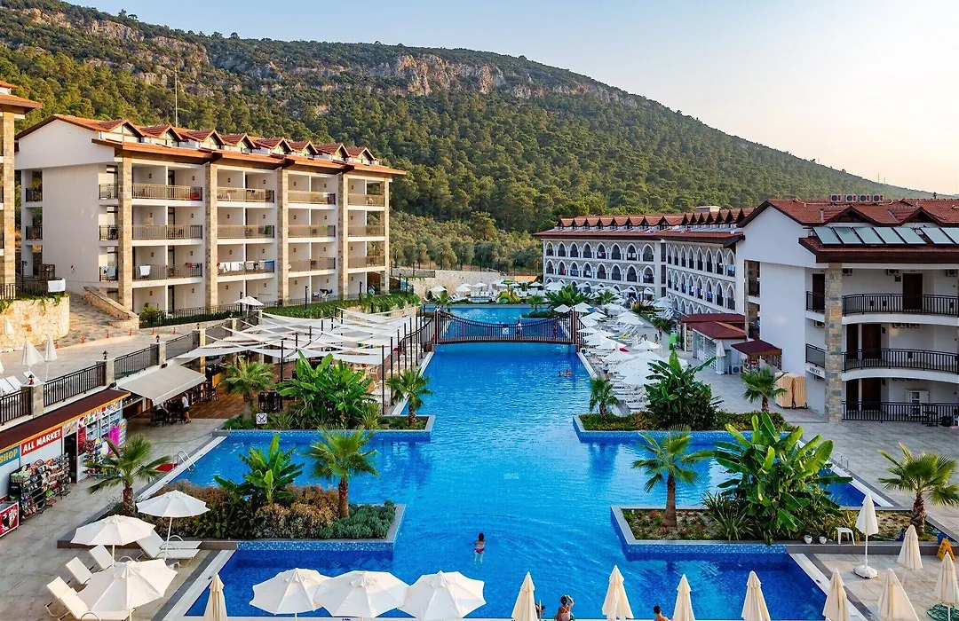 Ramada Resort By Wyndham Akbuk-1
